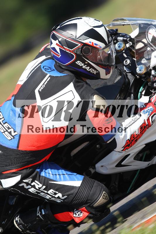 /Archiv-2022/36 06.07.2022 Speer Racing ADR/Gruppe gruen/backside